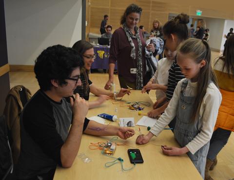 Here, students measured electrical activity of muscles and displayed the activity on a smartphone.