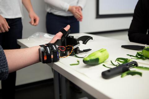 Grasp Independence is an orthotic grasping mechanisms for stroke survivors who want to perform tasks requiring dual hand dexterity, like chopping vegetables.